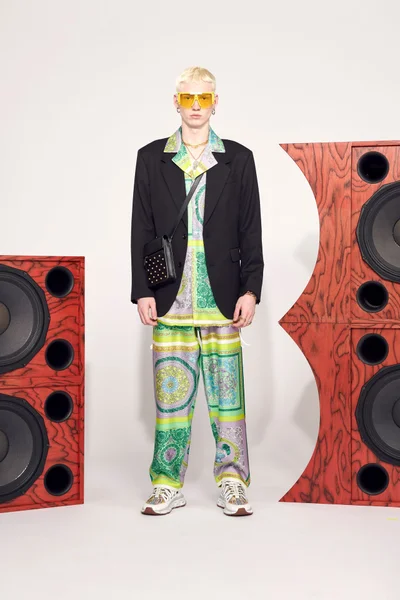 Look 37